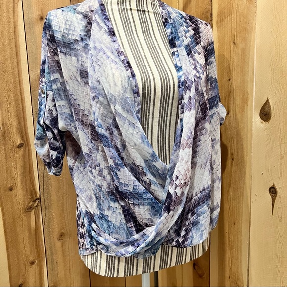 Jennifer Lopez 3/4 Sleeve Open Cross Knot Blouse Sz.MP - Picture 3 of 3